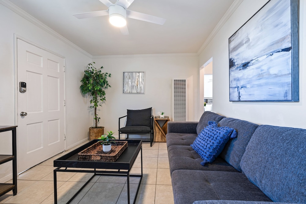 Ocean Blvd Apt 6 by Avantstay On Pacific Beach