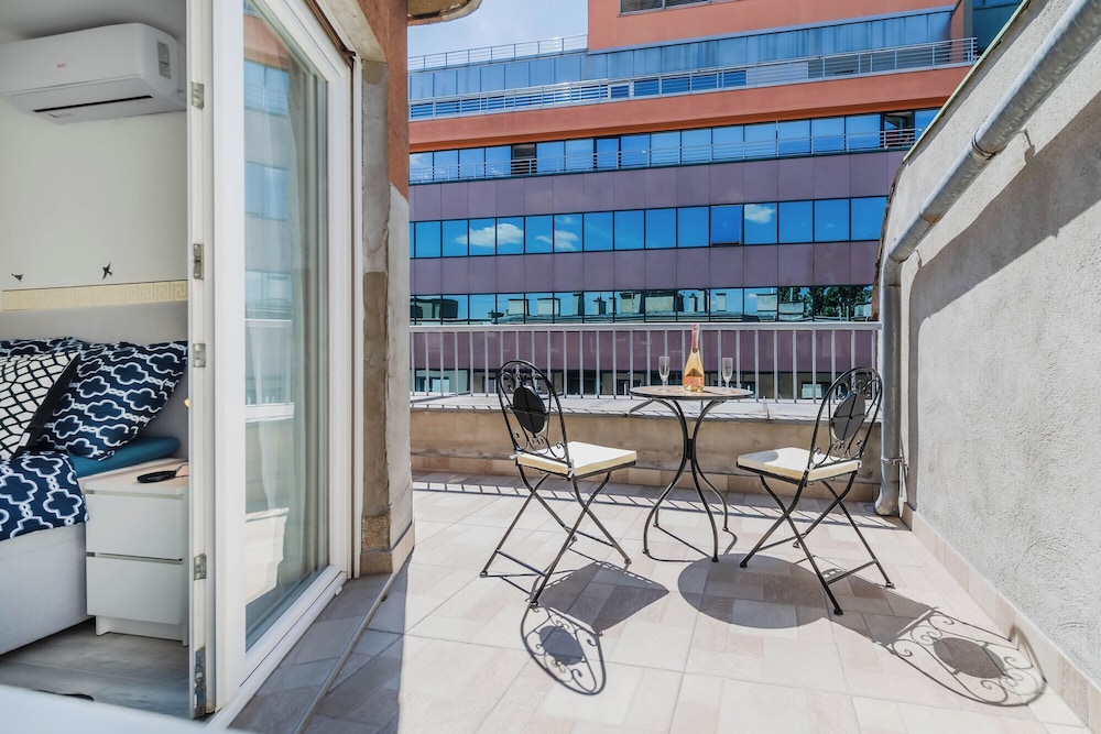 Rooftop Terrace Apartment