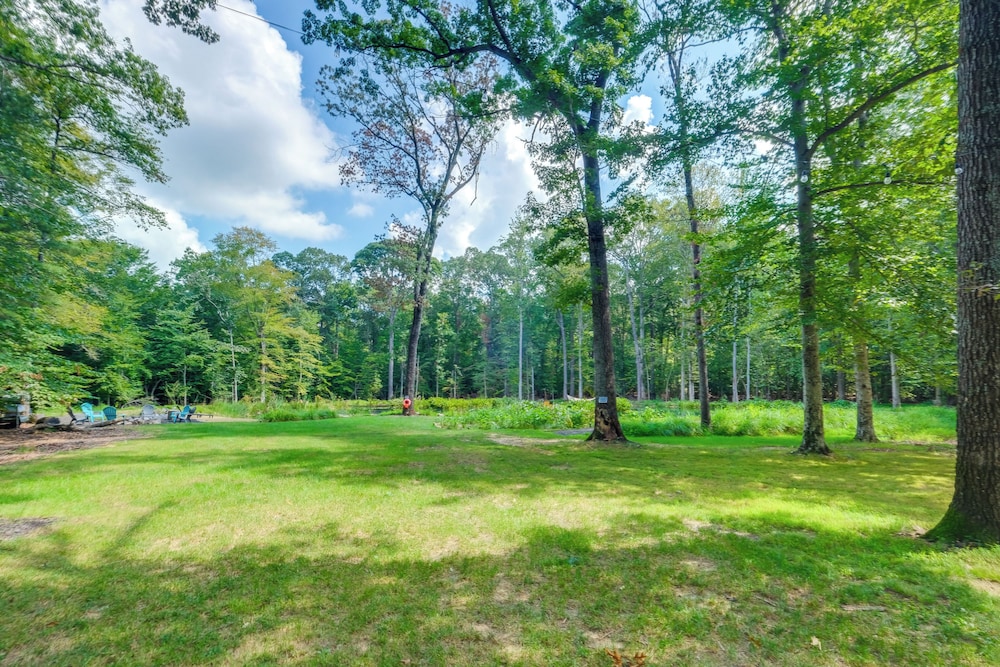 1/2 Acre Pond, Rec Room! Private Oasis in Nanjemoy