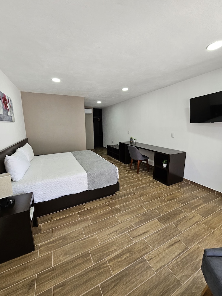 Hotel Ejecutivo Aeropuerto Morelia - Property Image 33