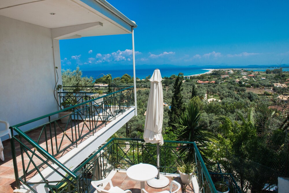 Bella Casa Studios