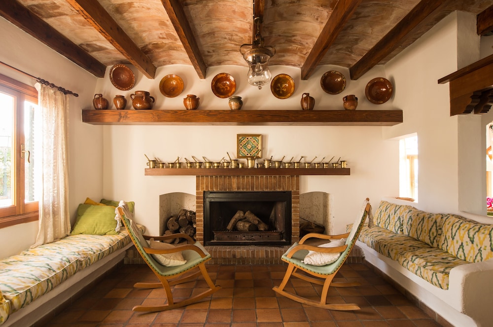 Hotel Rural Can Feliu