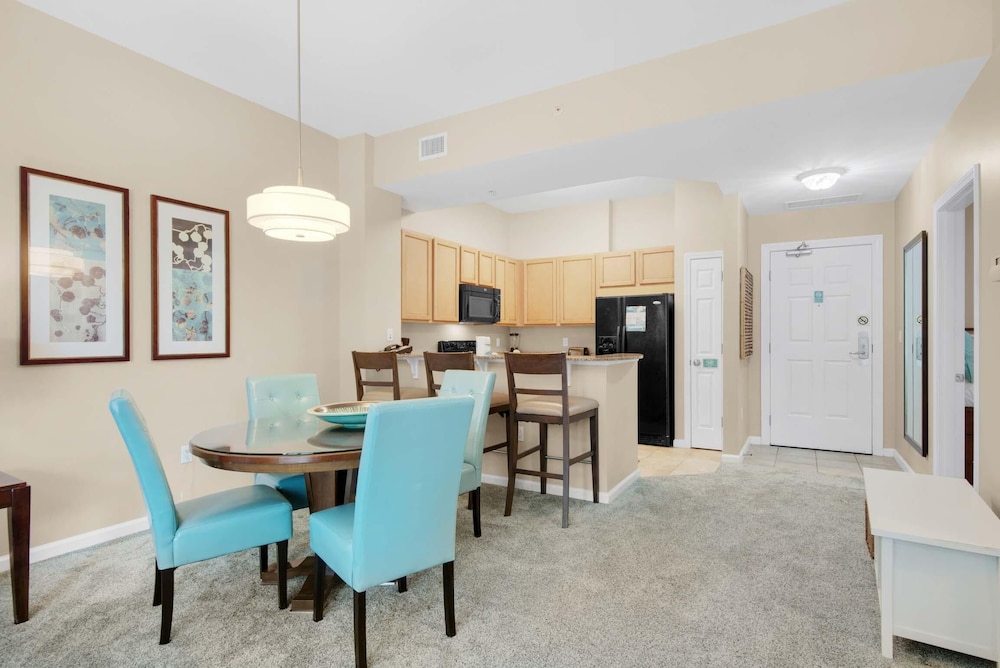 Palms Resort #2108 Jr. 2BR