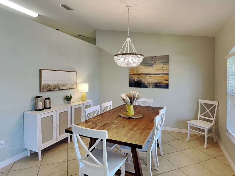 Endless Summer by Distinctive Beach Rentals
