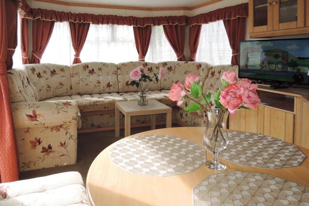 Mobile Home in Kolczewo Near Baltic Beaches