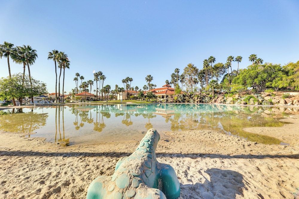 Val Vista Lakes Group Getaway: Lake & Pool Access!