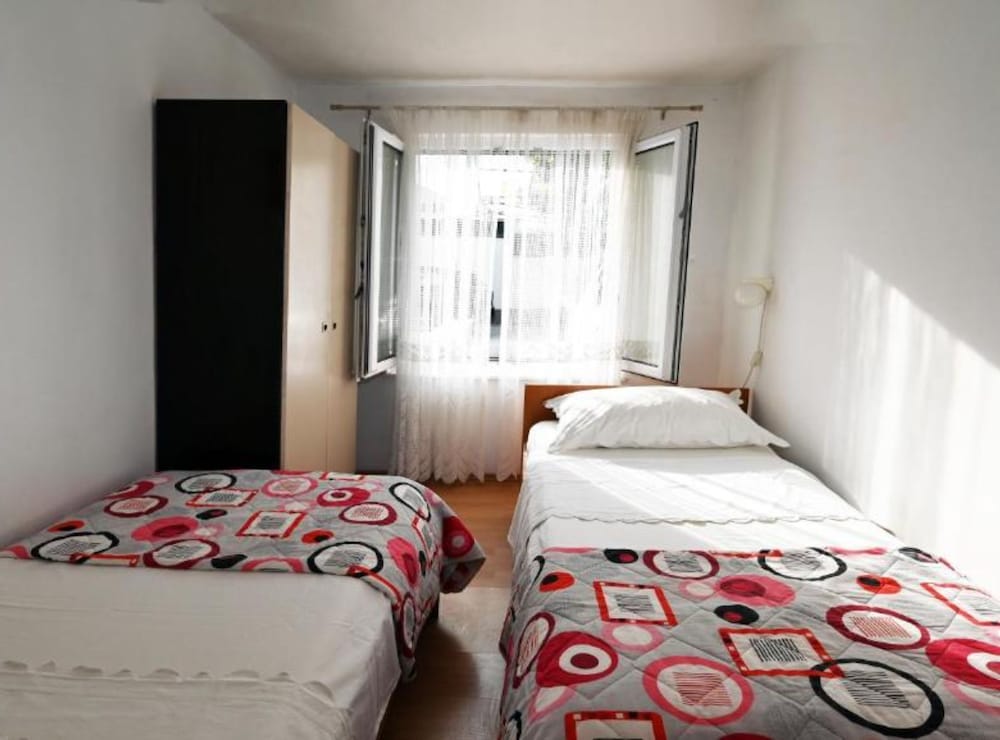 Apartments Mihovilovic