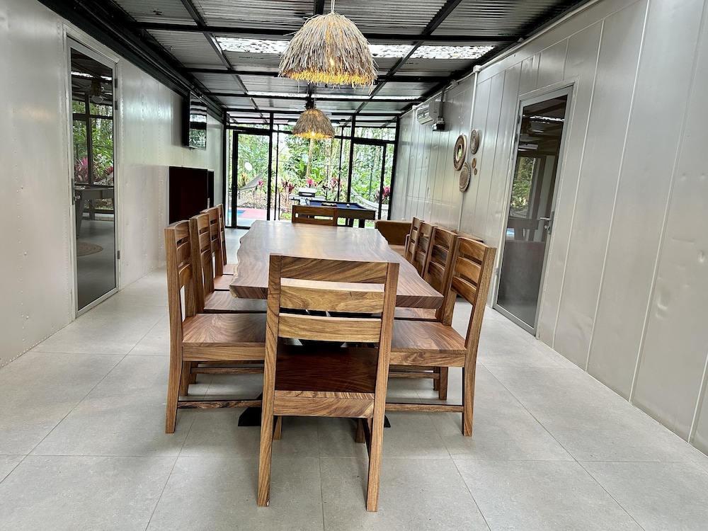 Almendros Eco-Villas