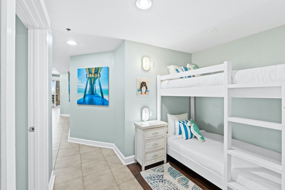 Grand Panama Beach Resort by Panhandle Getaways
