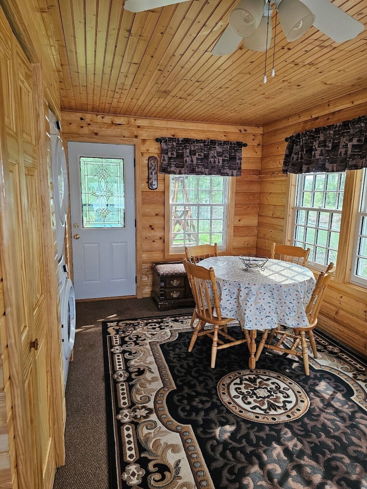 Butler's Bay Cottage
