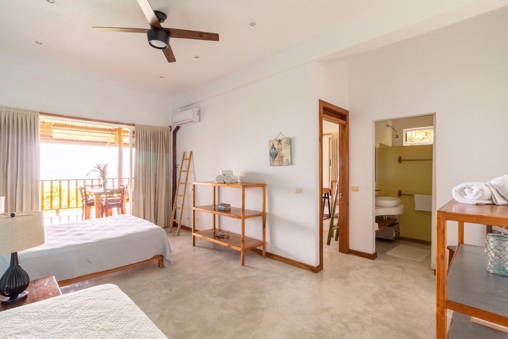 Vista Naranja Ocean View House