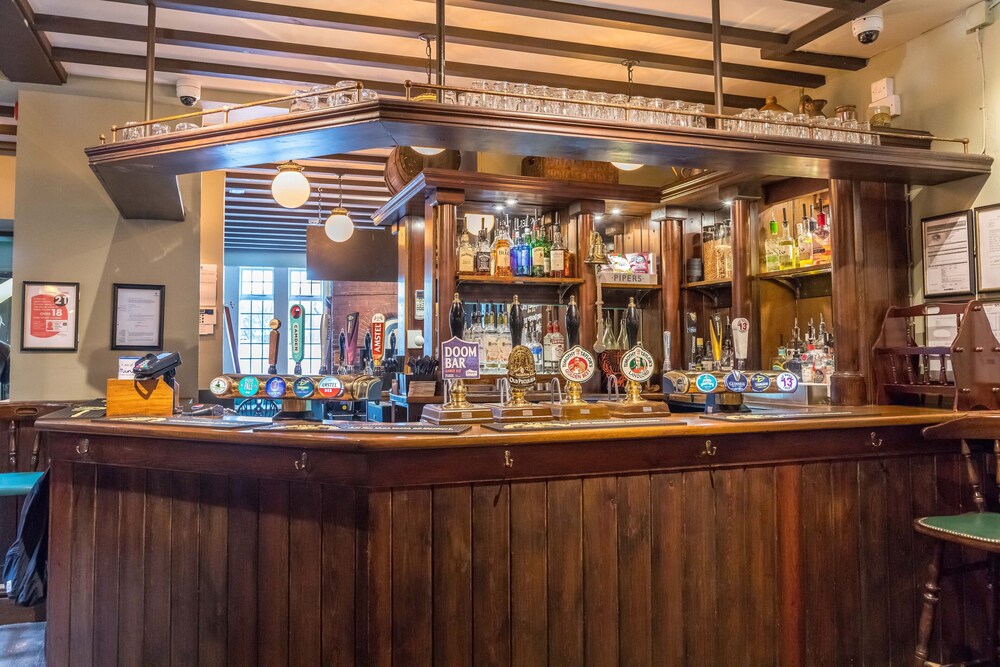 Station Inn