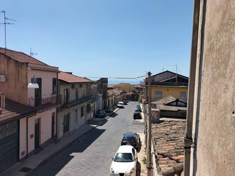 Casa Vacanze Relax Etna With Stunning Natural Beauty View view 3