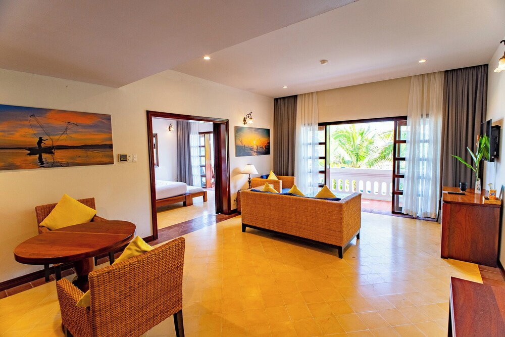 Allezboo Beach Resort & Spa