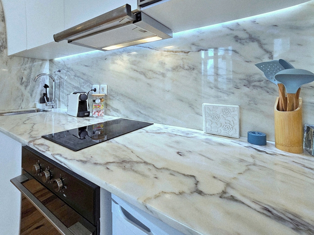 Frs002 Floresold Town: Elegant Studio W/ Patio
