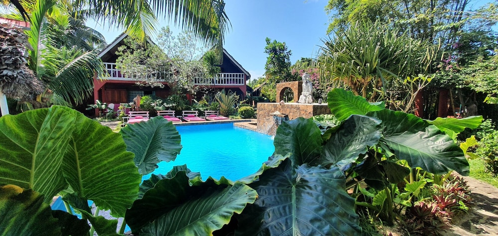 Ravoraha Ecolodge