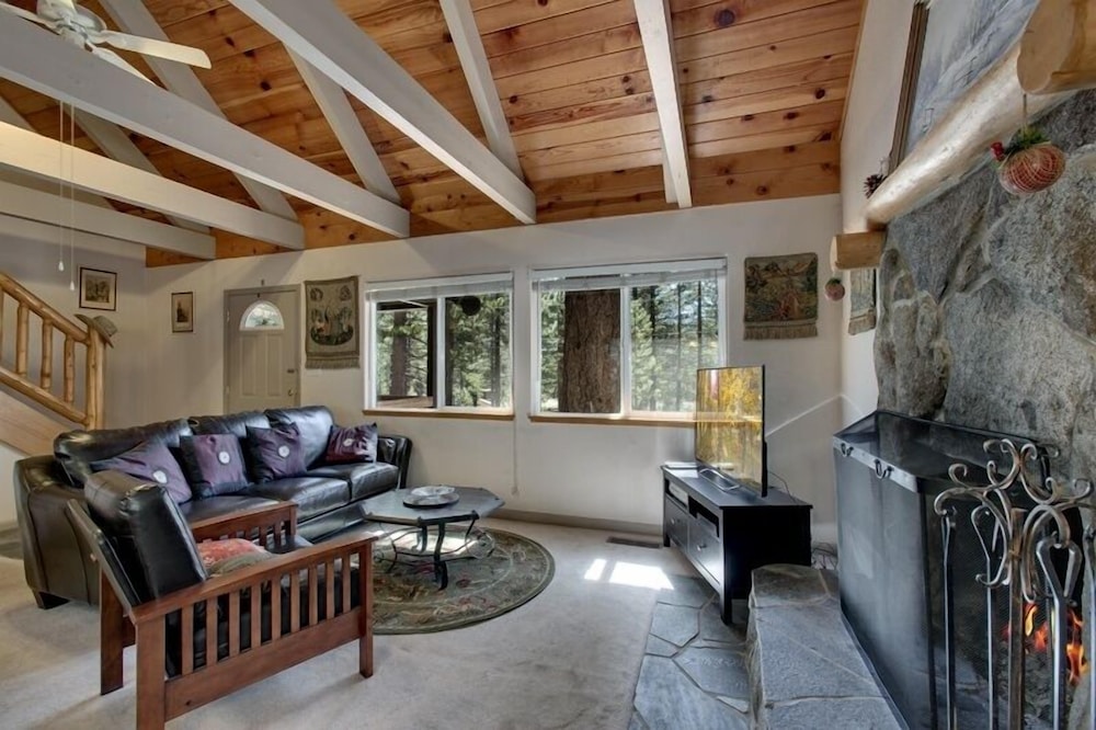 Sagebrush Cottage 3 Bedroom Chalet