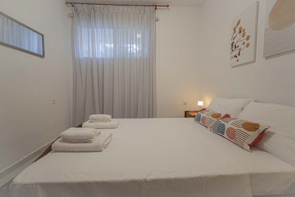 Greenwood Maisonette by Rentalspro - Fourka Beach