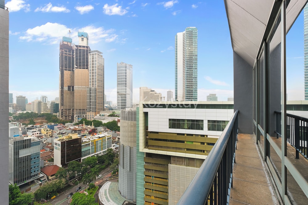 Brassia by Kozystay - Thamrin