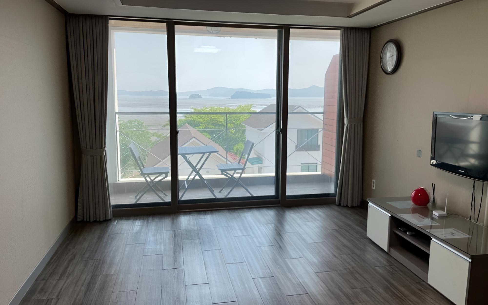 Daebudo Ocean Ville Pension view 5