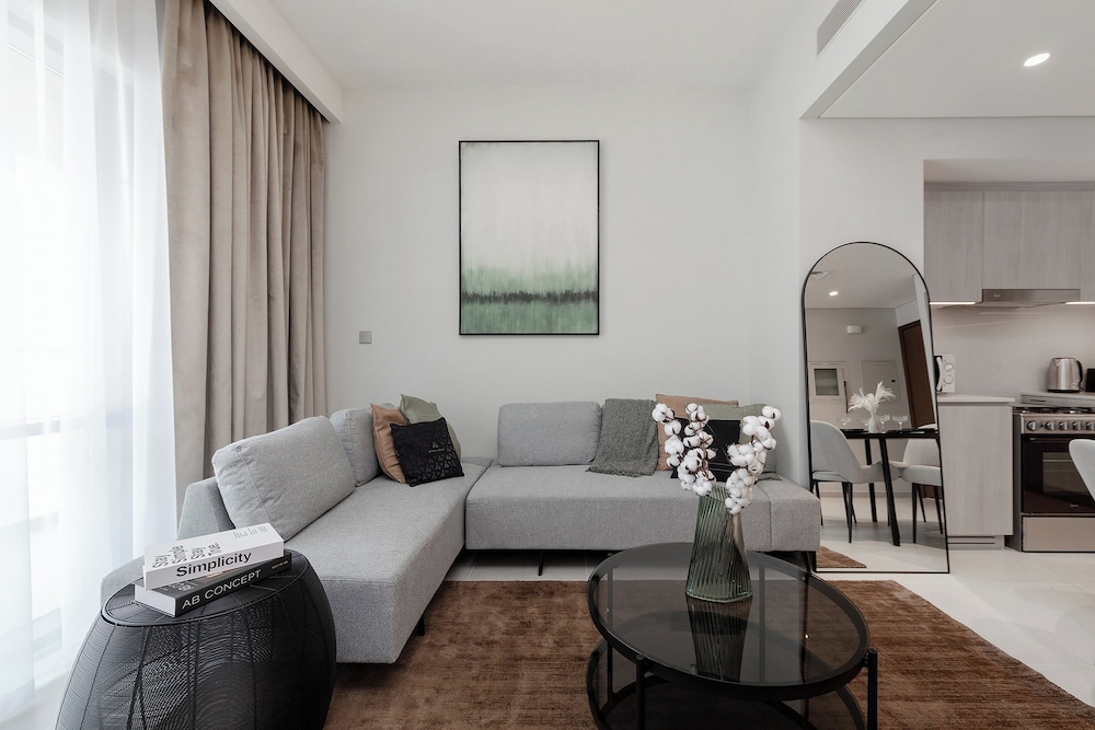 Luxury 1BR at Vida Residences