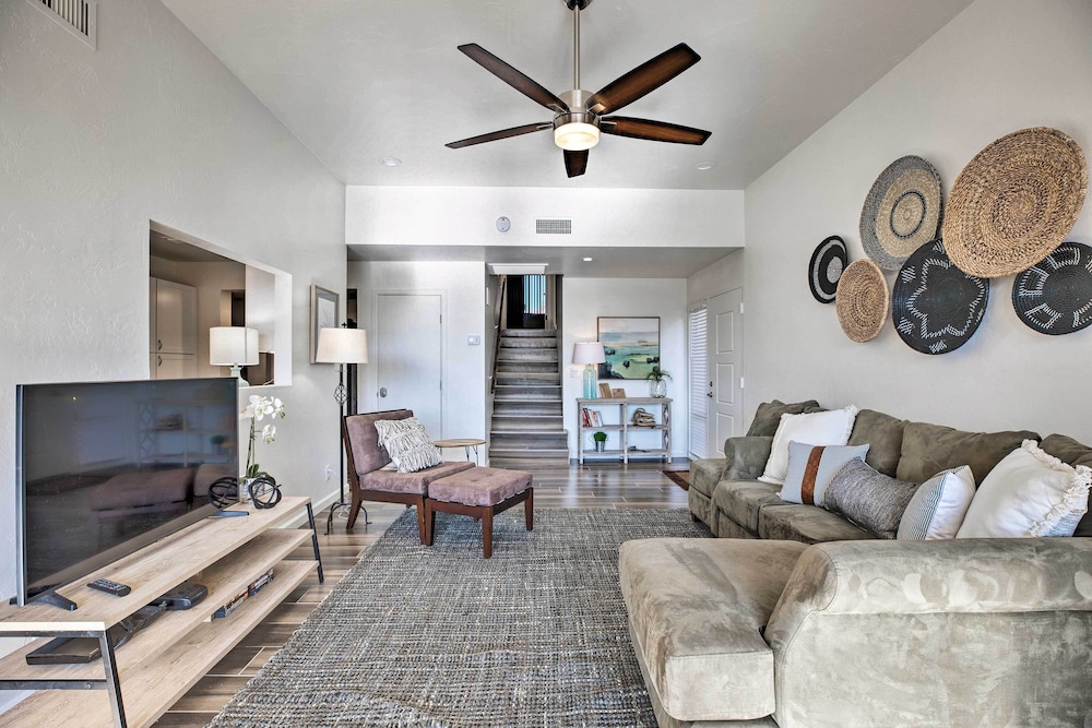 Modern Tempe Condo w/ Pool Access  4 Mi to ASU - Property Image 17