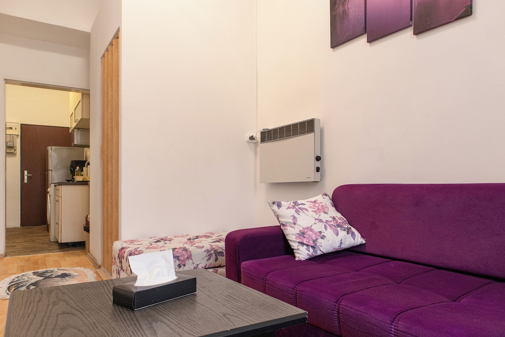 Modern 2BR Apartment Near Millennium
