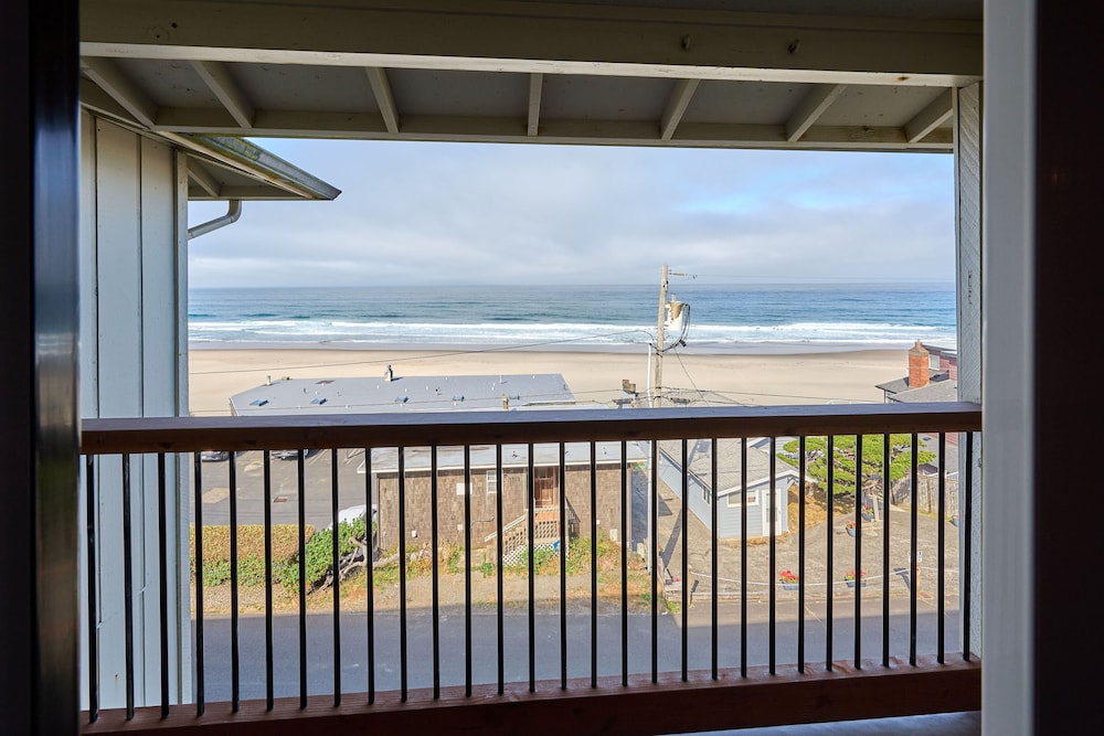 Lincoln City Vacations - Surftides Plaza Rentals - Property Image 235