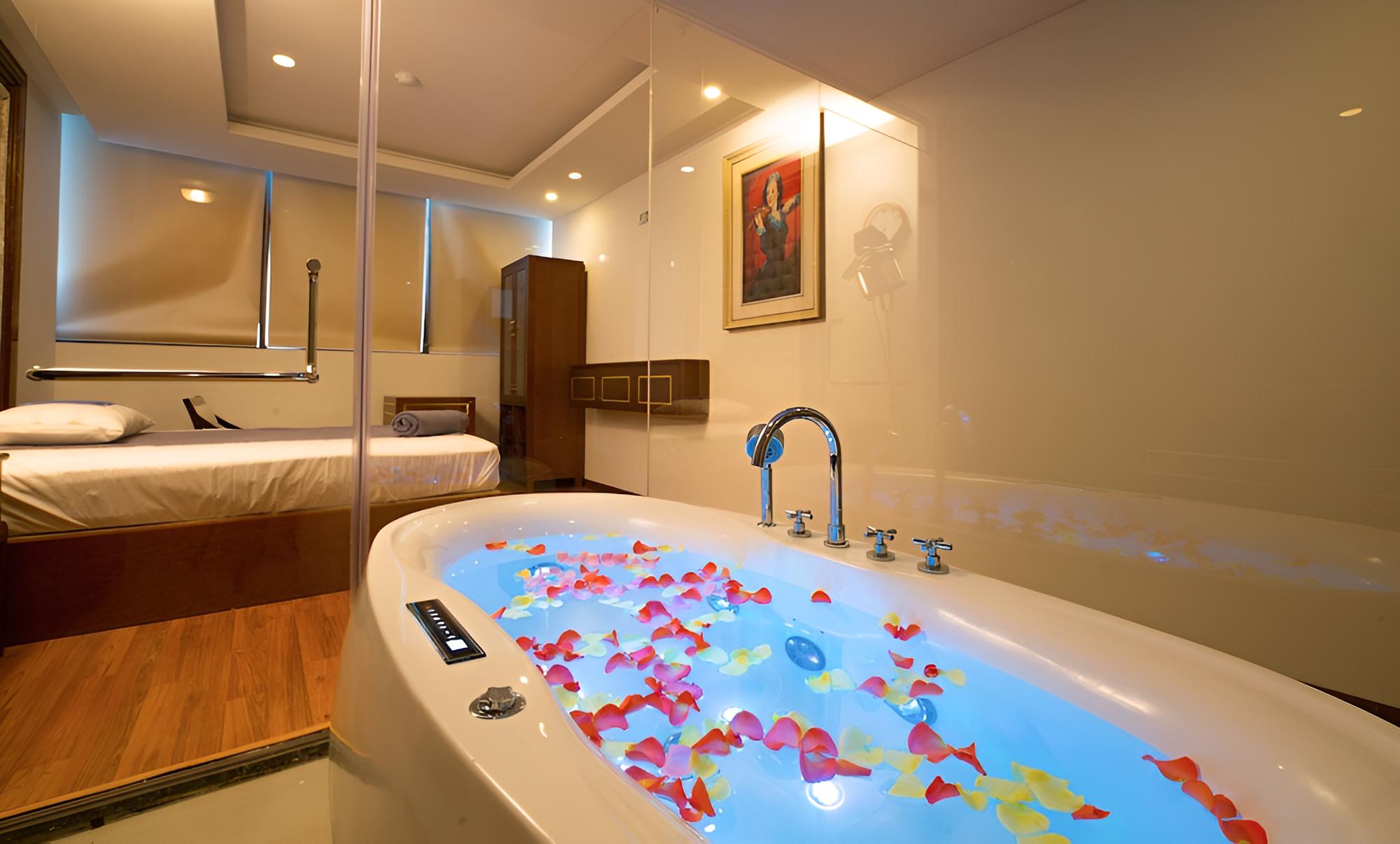 Le Hoang Beach Hotel