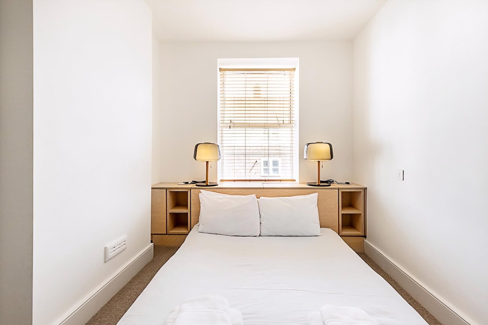 Stylish East London Flat Near Spitalfields Market
