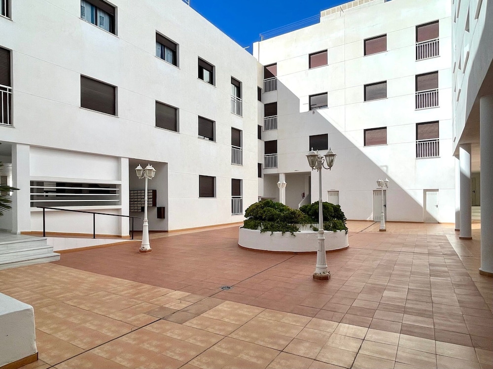 Belvilla by OYO Atico con Jacuzzi en Carboneras
