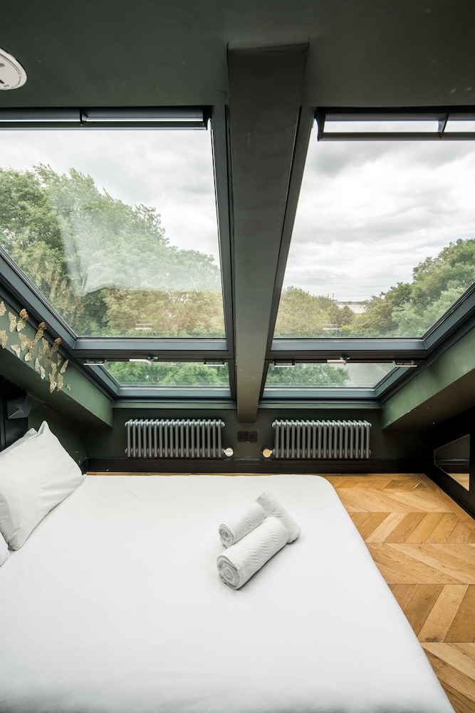 Converted Cosy 1BD Self-Contained Studio for 3