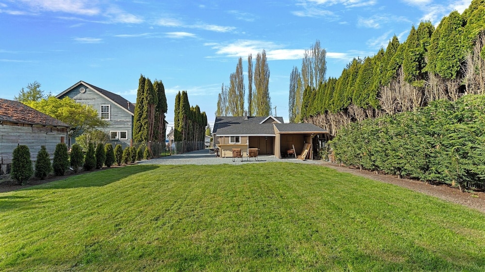 Peaceful 3BR W/ BBQ & Firepit Near Nature Skagit