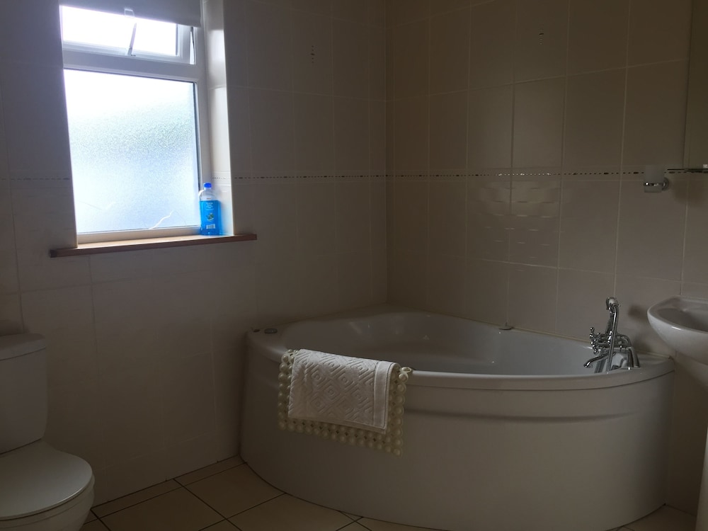Marnic House B&B
