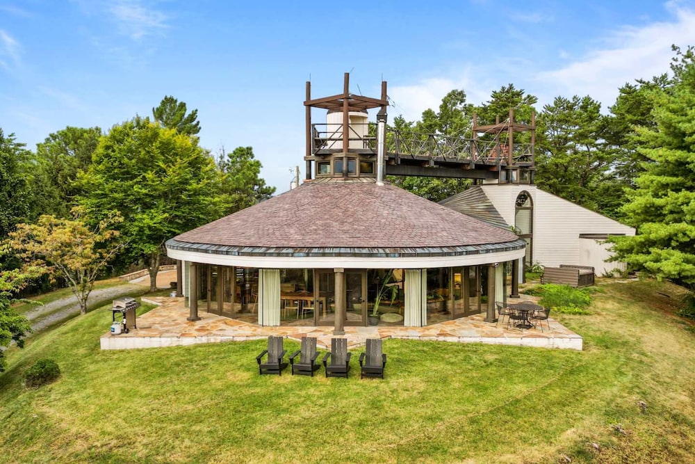 Belltop Architectural Wonder on Private Mountain