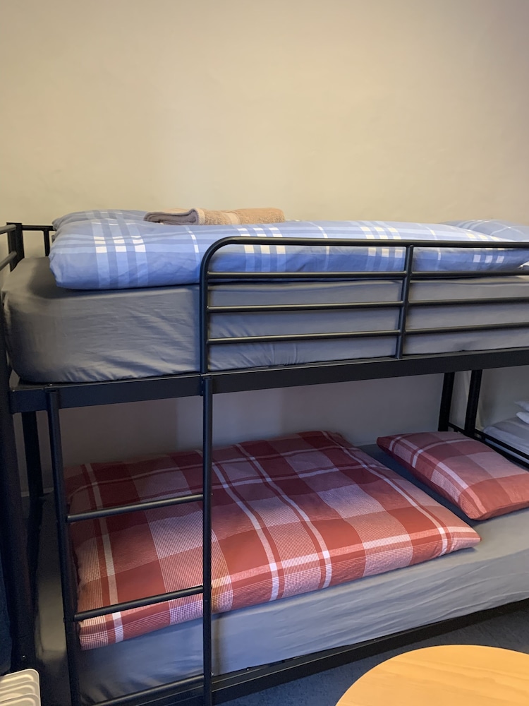 Eden Quay Guesthouse Private Rooms