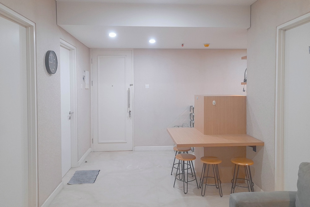 Elegant And Modern 2Br Apartment Landmark Residence Bandung