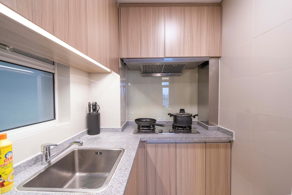Tyms 1BR APT Huijing Garden