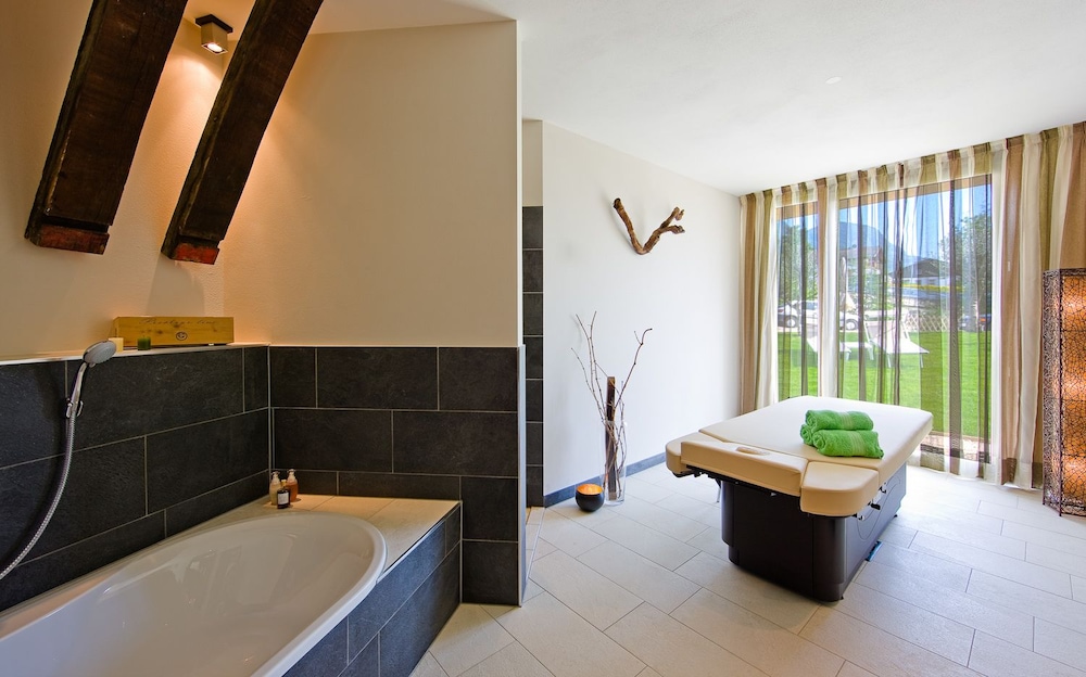 Hotel Der Weinmesser