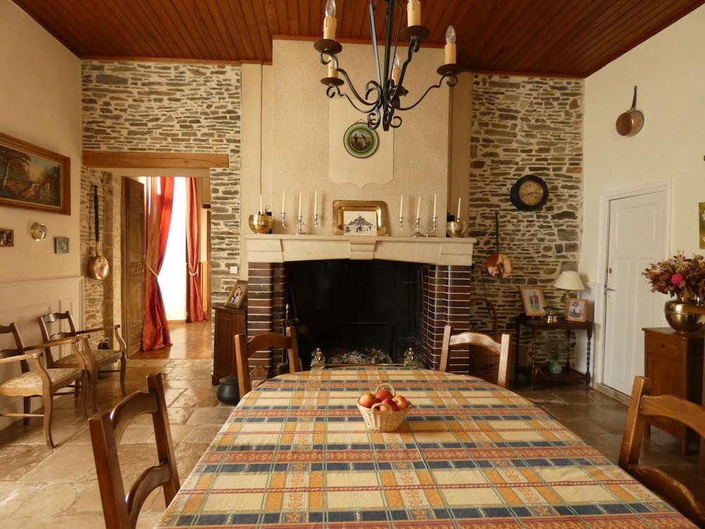 Le Tertre