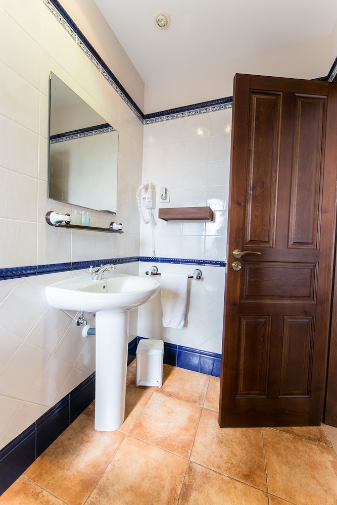 Hotel Restaurante Quintanares - Property Image 132