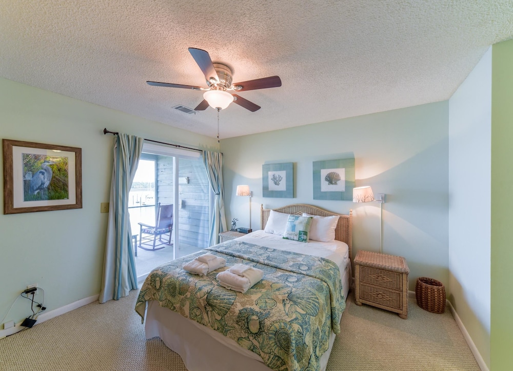 Charleston Vacations - Mariners Cay 2 Bedroom Holiday Home By My Ocean Rentals - Property Image 2