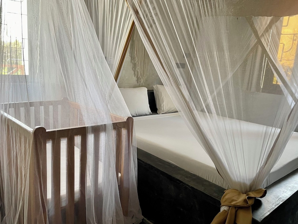 Baobab Bungalows