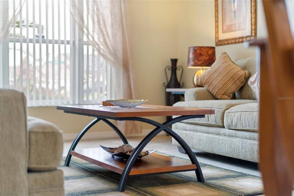 2811 Lindfields - Image 3