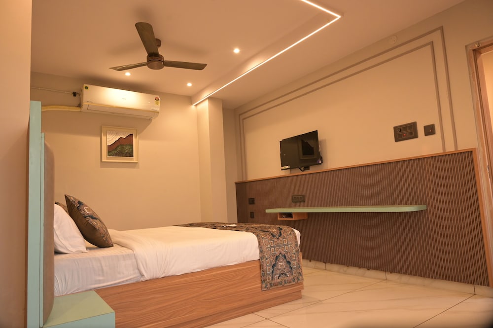 Hotel Spotlight