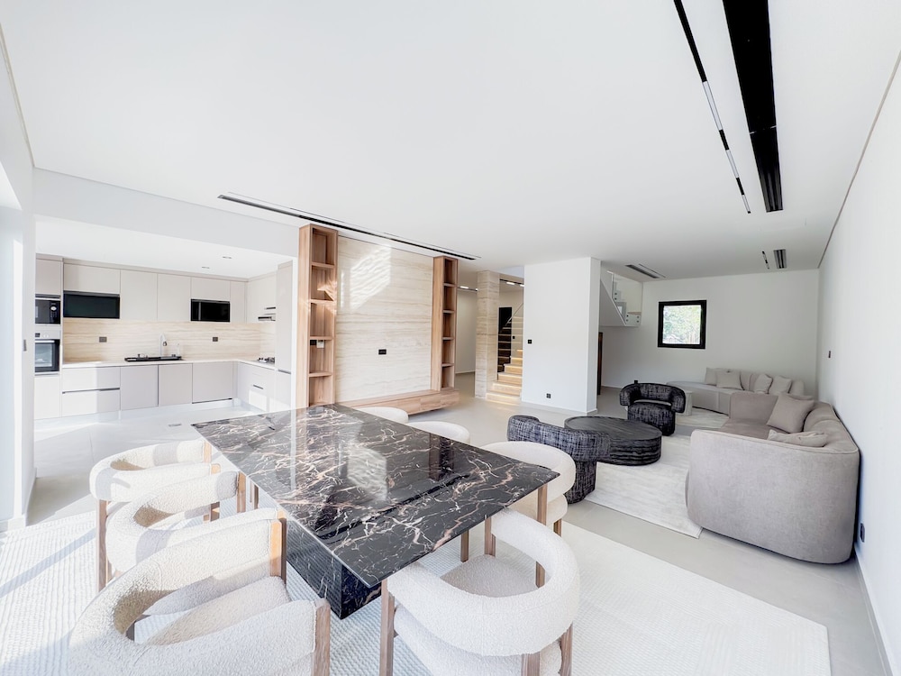 Designer Furnished Villa Luxury Finishes