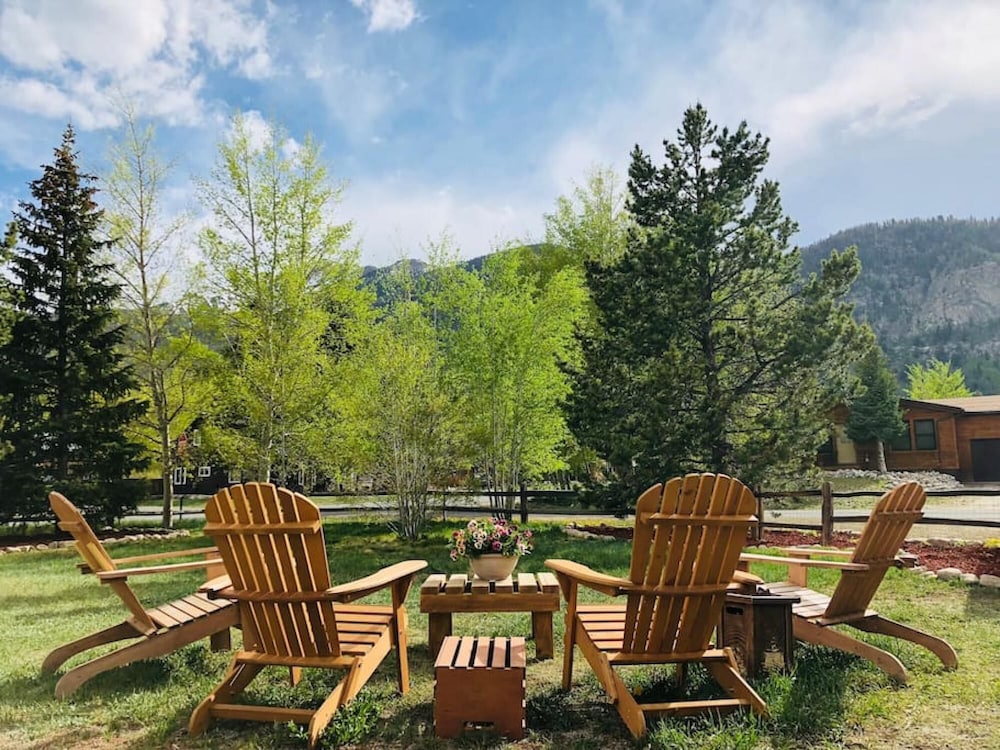 Summit County Vacations - Mountain View Home Near Breck Vail 4 Seasons Room Rooftop Deck Hot Tub - Property Image 14