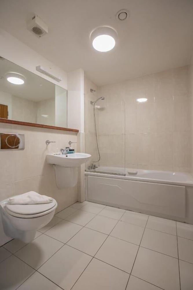 Parnell Corner Apartments