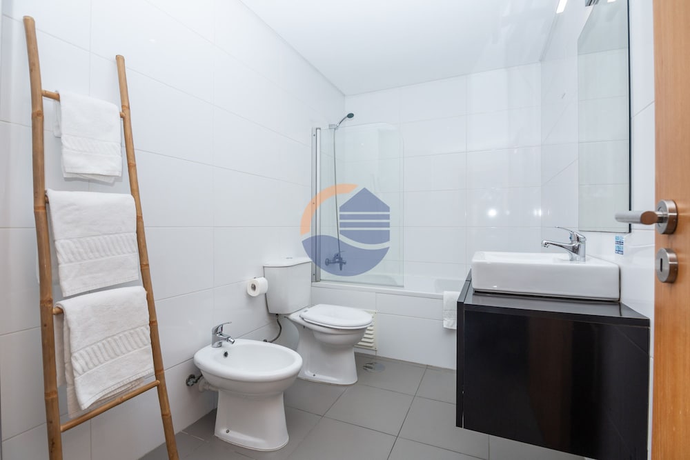 10 in Portim o With 1 Bedrooms and 1 Bathrooms
