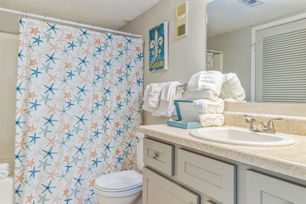 Island Sunrise by Southern Vacation Rentals